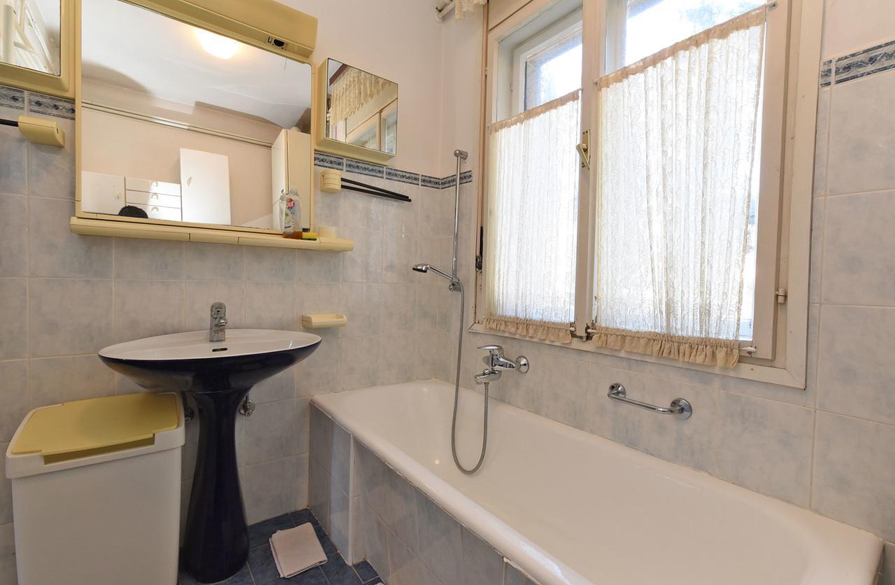 Apartments Josip 74 Pula Exterior photo