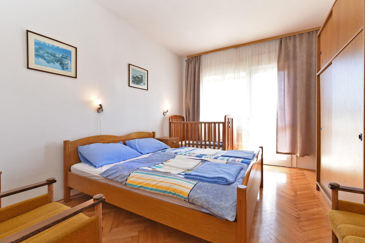 Apartments Josip 74 Pula Exterior photo