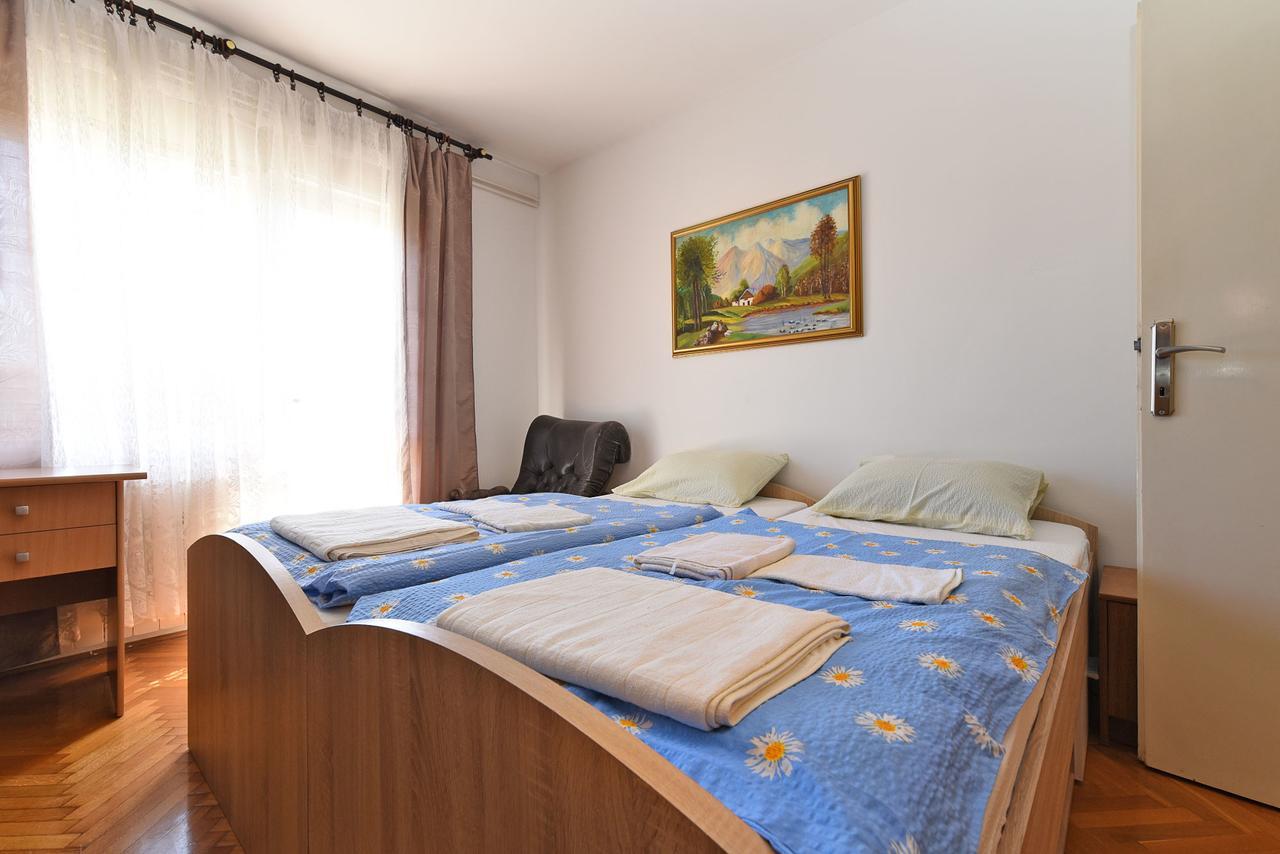 Apartments Josip 74 Pula Exterior photo