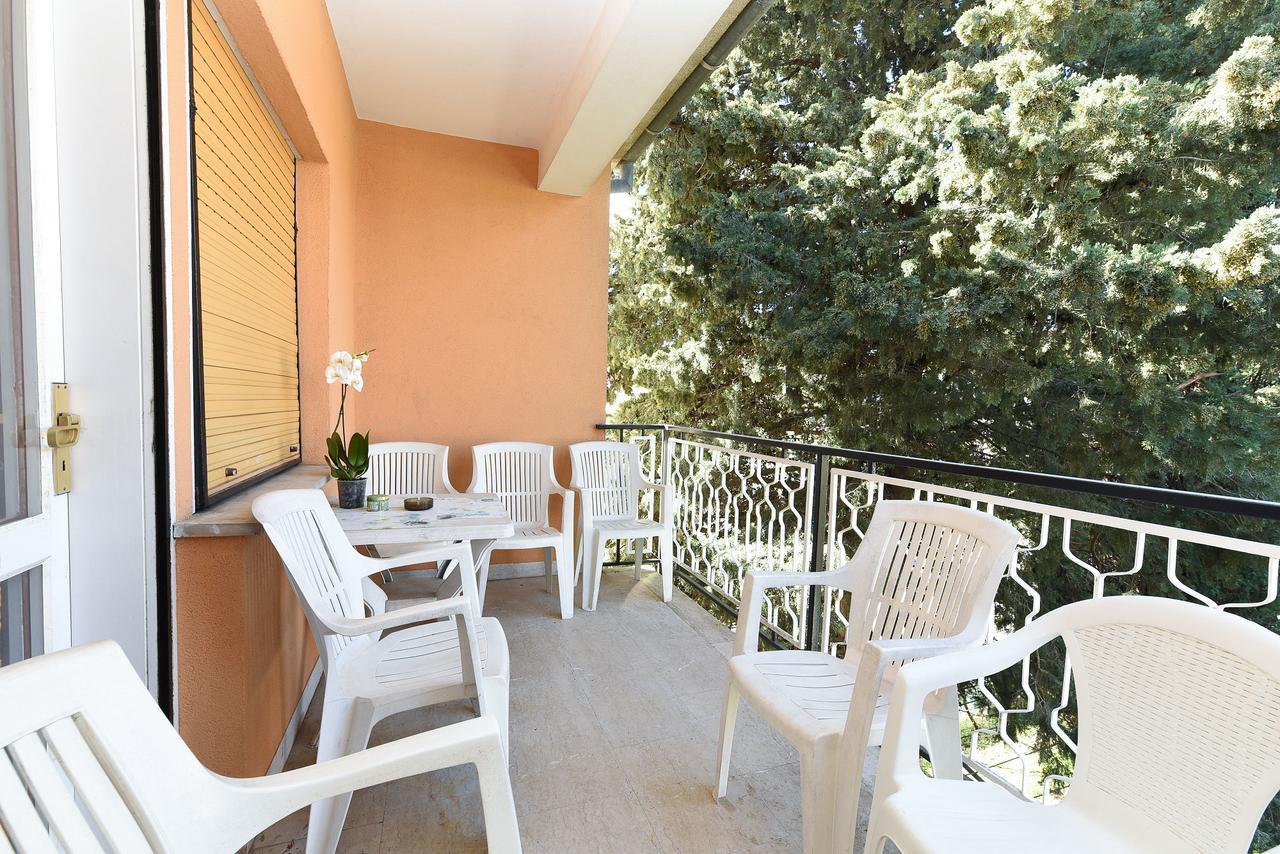 Apartments Josip 74 Pula Exterior photo